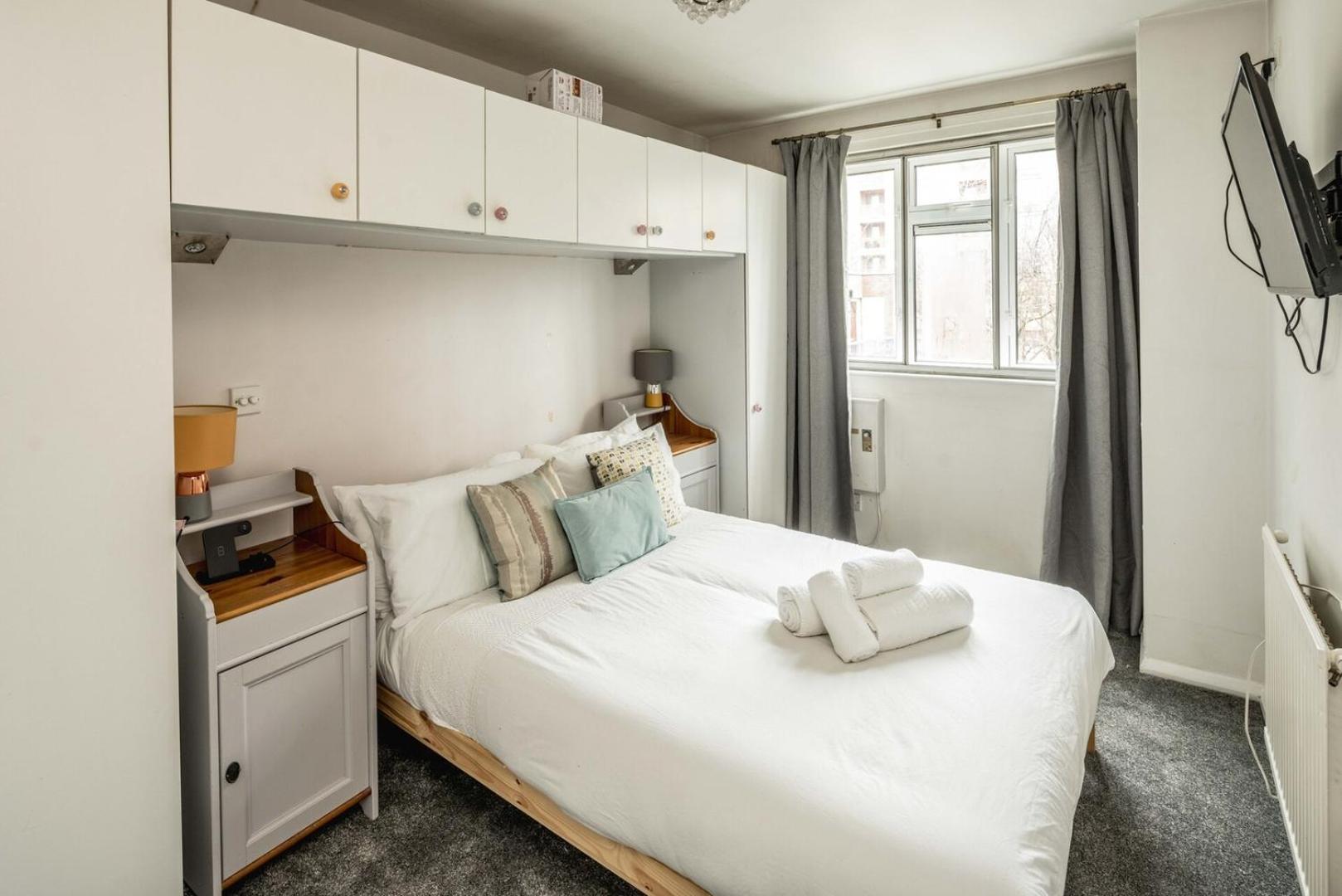 Appartamento Spacious 3br Flat With Balcony Near Tottenham Hale Londra